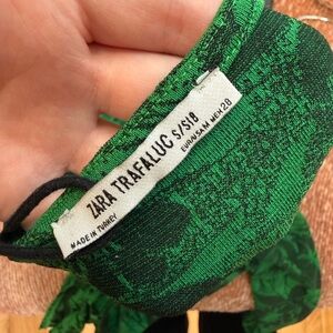 Zara Trafaluc Green Patterned Top
